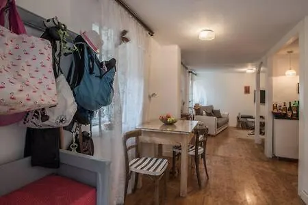 4 Limuna - Stone House 度假居 Janjina
