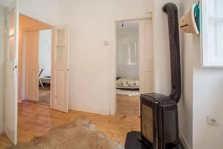 4 Limuna - Stone House